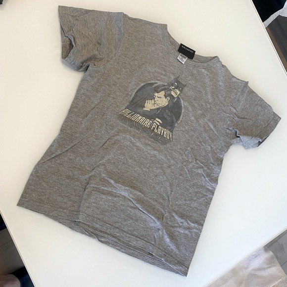Men’s Batman Tee (Excellent Condition) - Picture 1 of 2